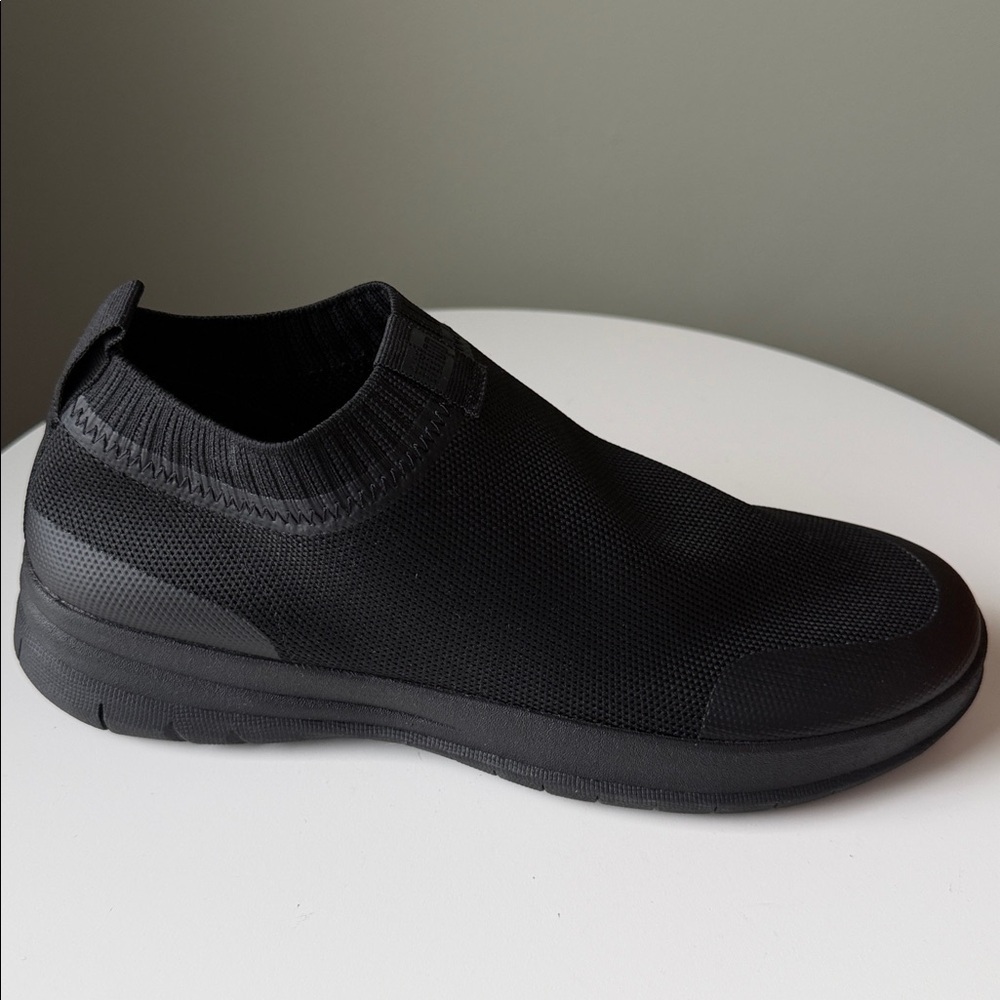 FitFlop Uberknit slip-on high top sneakers Men’s size 9 /42